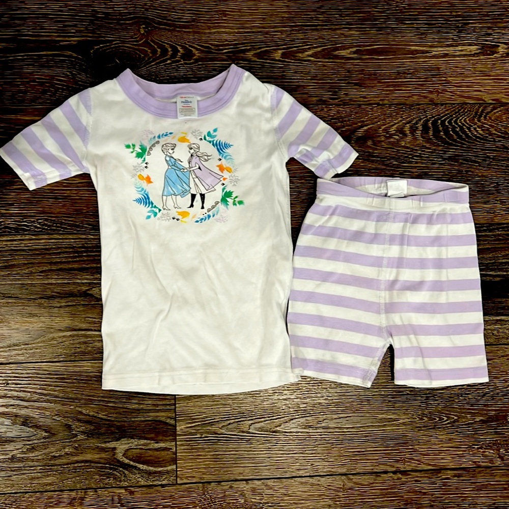 Pajama set from Frozen 2